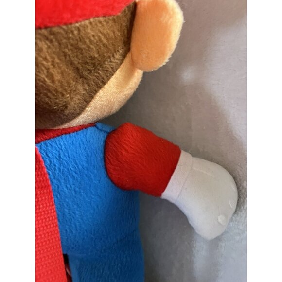 Super Mario Brothers Plush Backpack GREAT FOR GAMING ROOM AS WELL CLEAN - Picture 12 of 16